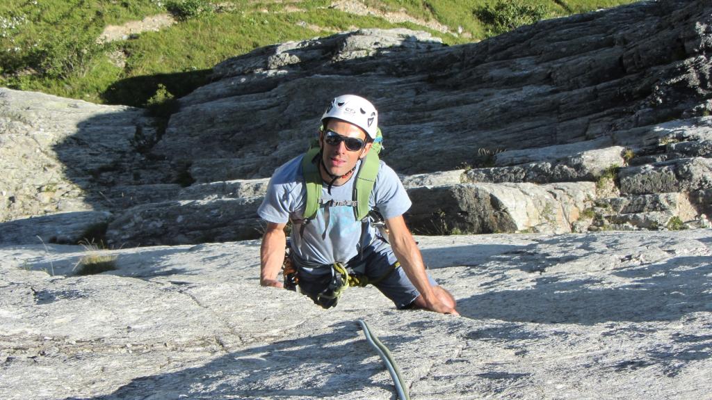 Escalade dans le Beaufortain - falaise de Séloge