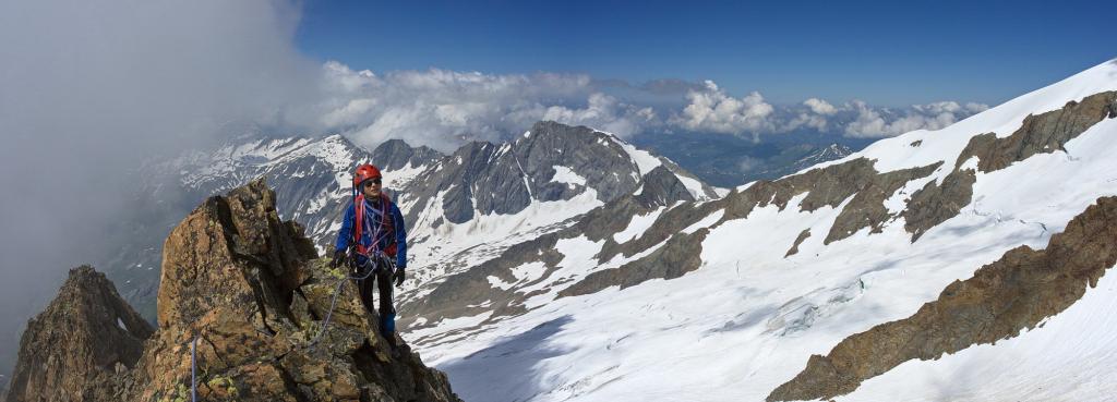 Tout près du sommet.
