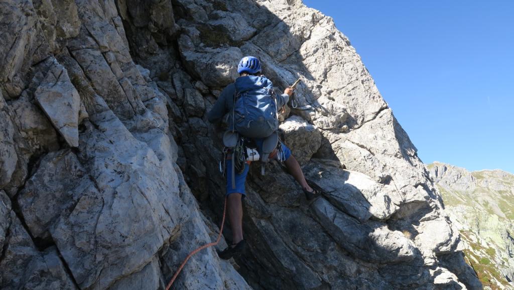 Escalade dans la voie des Cristaux