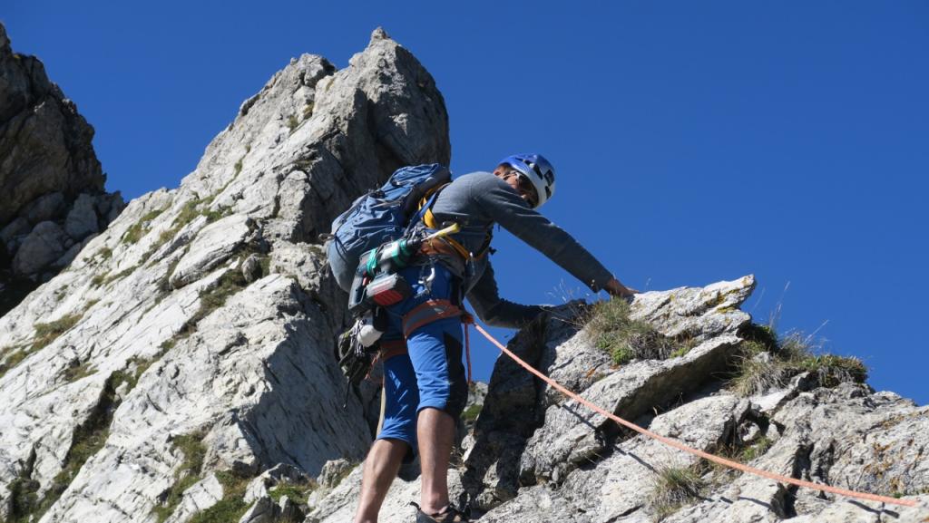 Escalade dans la voie des Cristaux