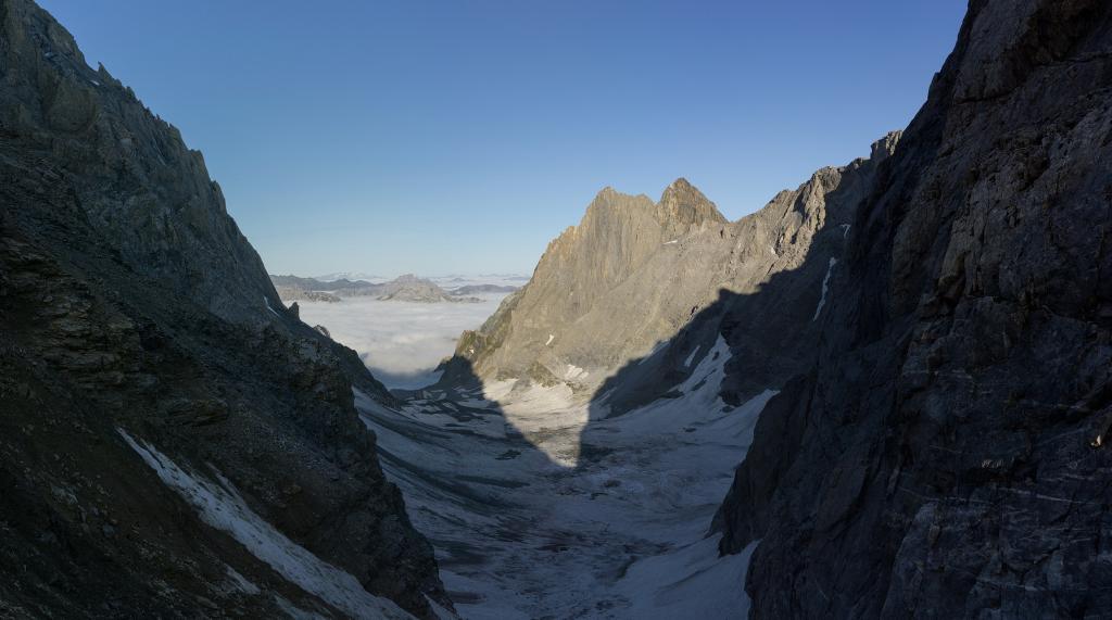 depuis le col de la Grande Casse, vue sur la vallée de Pralognan...