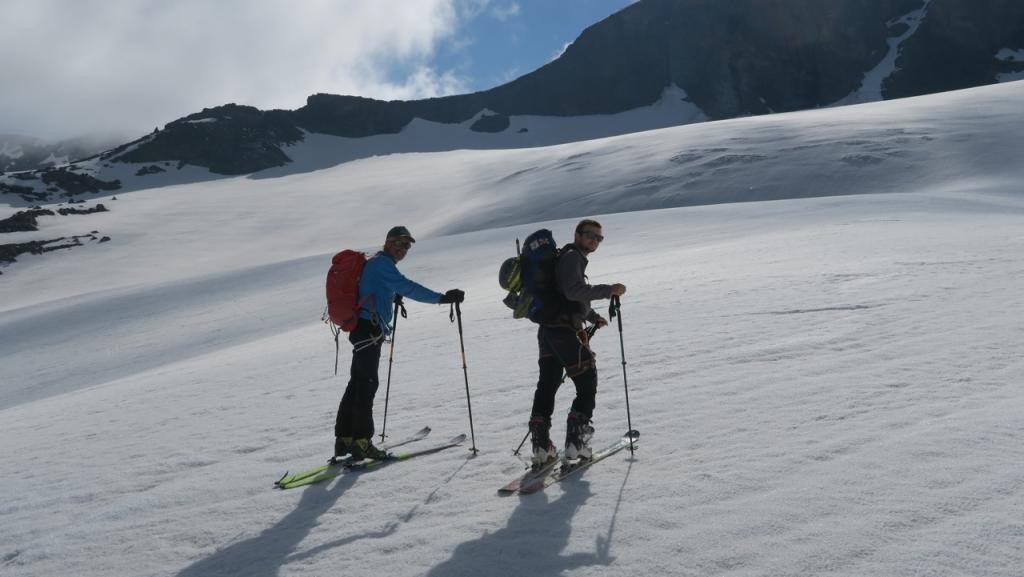 En montant vers le glacier
