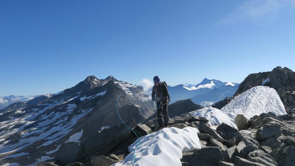 Sur l'arête