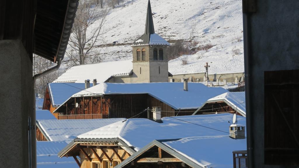 Le village de Naves