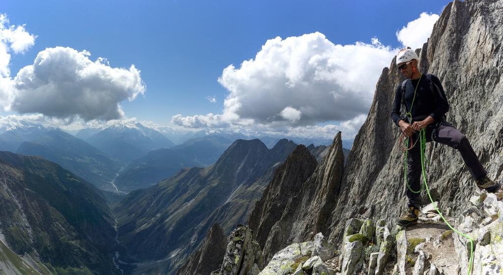 Dans la descente.