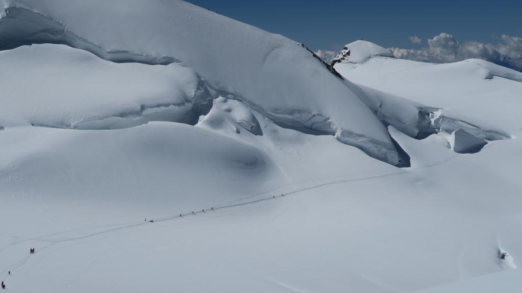 Sur les immenses glaciers
