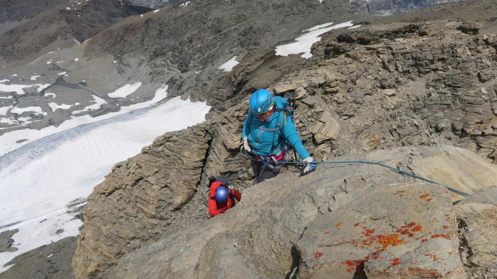 Sur l'arête