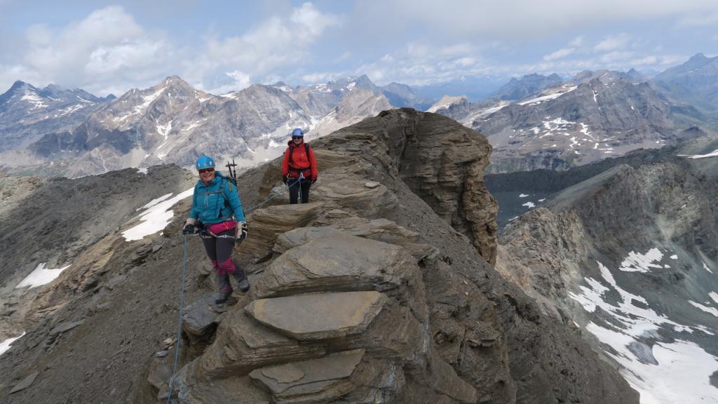 Sur l'arête