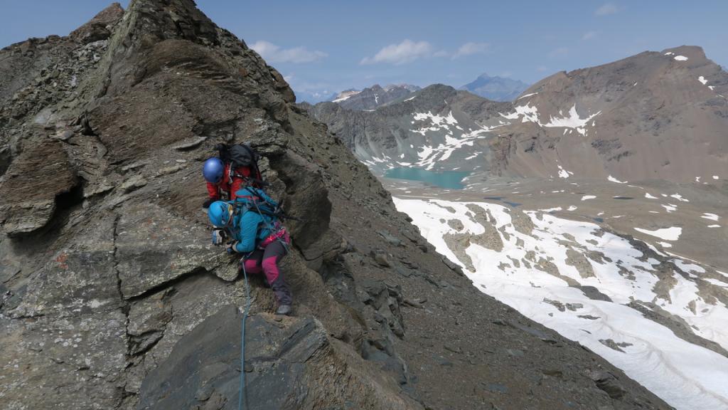 Sur l'arête